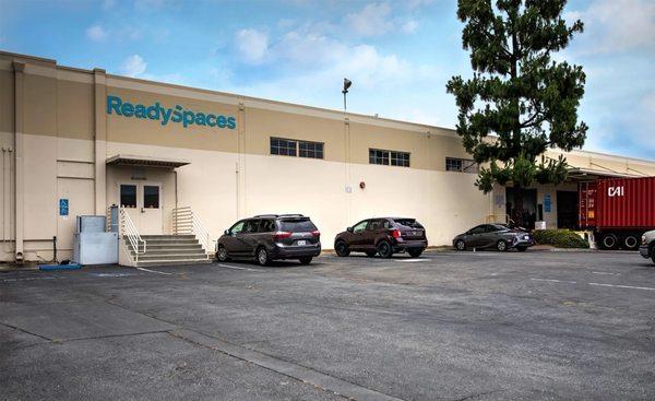 Customer pickup area