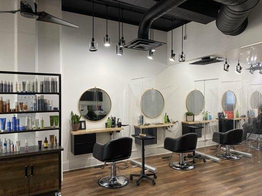 Elm & Main Hair Studio & Spa