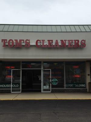 Tom's Cleaners