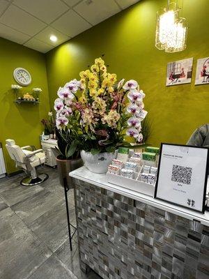 Pamper Nail Spa By Tracy