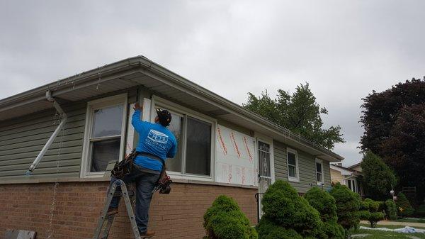 5/25/17 Siding Install