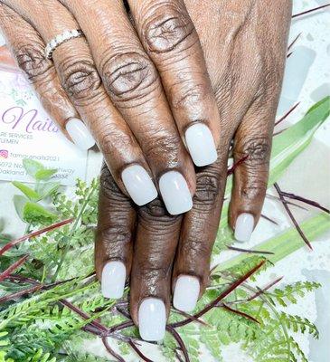 Famous Nail