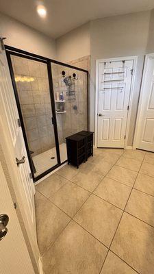 Shower master bath
