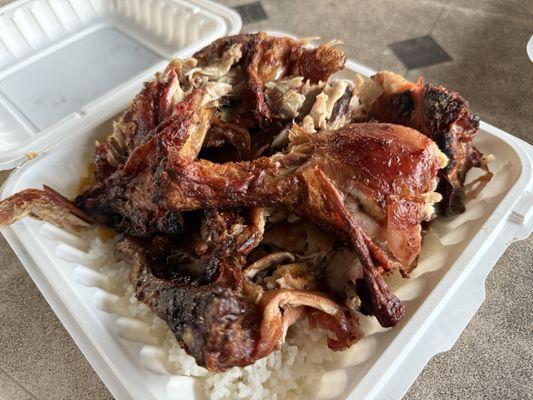 Eating #PoorMansHuliHuliChicken with #DebutDanceDistrict! @BryantCabrera