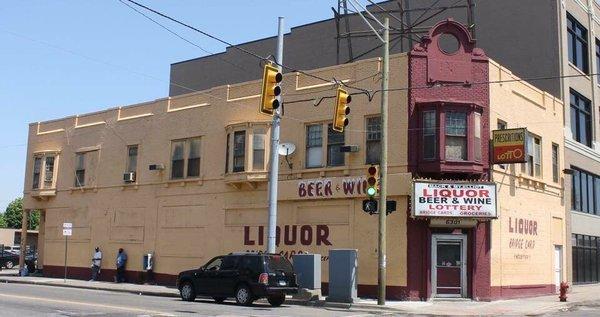Brand Liquor Shoppe