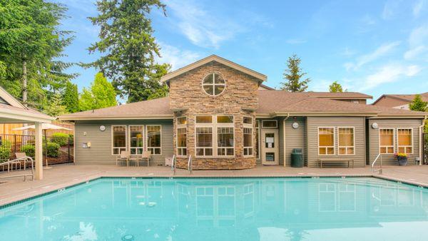 Stonebrook Apartments