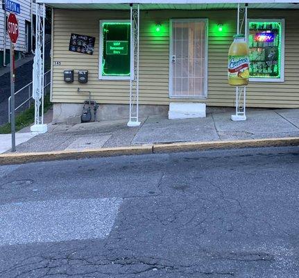 M&D Convenient Store