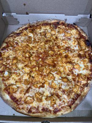 Buffalo chicken pizza (I thought it would come with ranch) still good tho