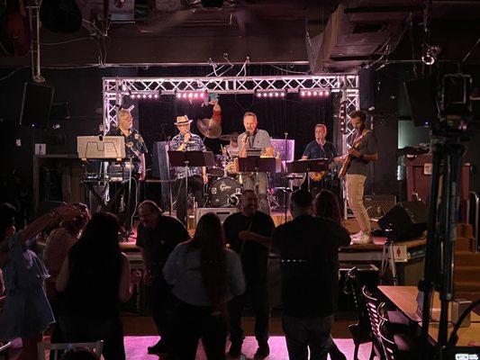 Quarter Note Bar and Grill