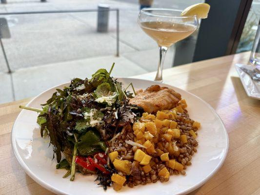 Farmers Kitchen + Bar