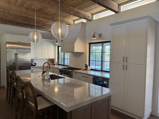 Kitchen cabinets in White Dove from Red Rock Kitchen Cabinetry.