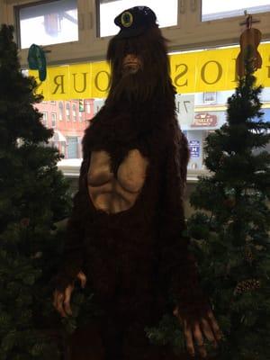 Bigfoot Statue