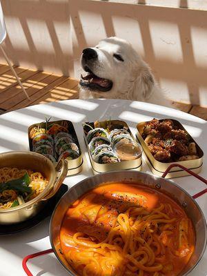 we have a pet-friendly outdoor patio!