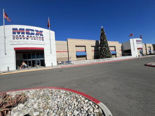 Mainside Marine Corps Exchange