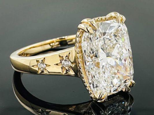 Another view, set in 14k yellow or white gold