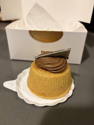 Elegante Pastry Shop