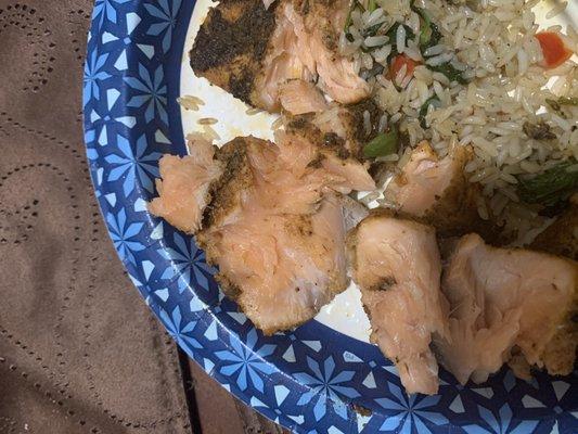 Rice bowl with salmon