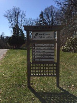 New Canaan Nature Center