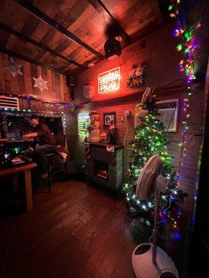 Santa's Pub
