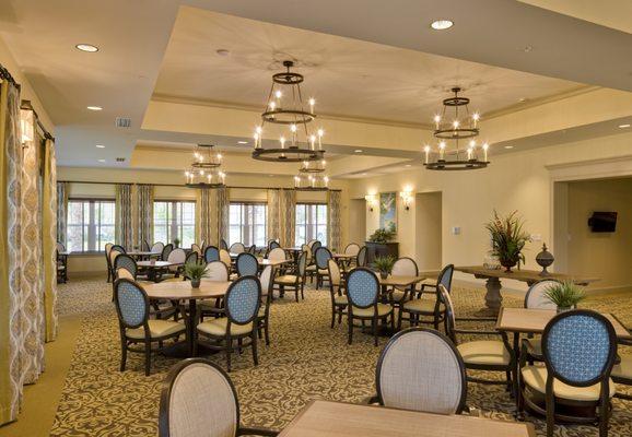 Élan Manatee Dining Room