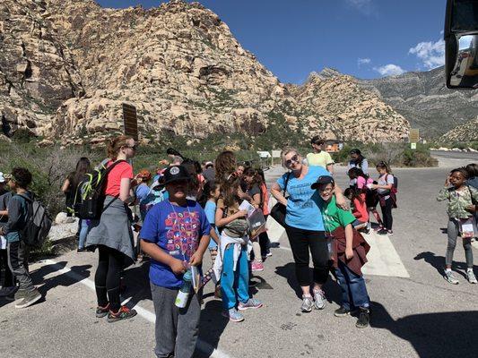 Mrs Newton @Red Rock with her 3rd graders. Now let's go hiking