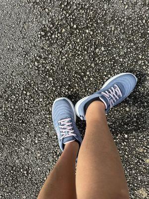 SKECHERS Warehouse Outlet