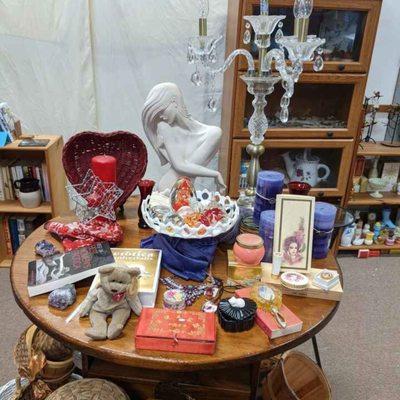 Thrifting New England