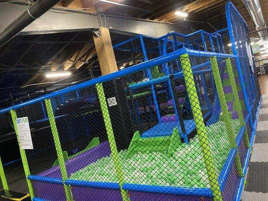 Fly High Trampoline Park
