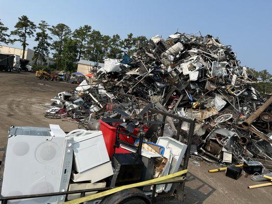 We take junk an remove it from homes an businesses