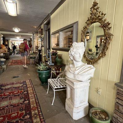 Palm Canyon Galleria