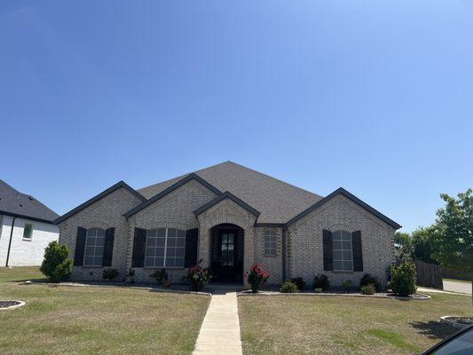 220Eight Roofing & Contracting