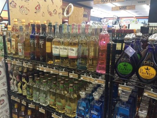 Bandera Wine and Spirits