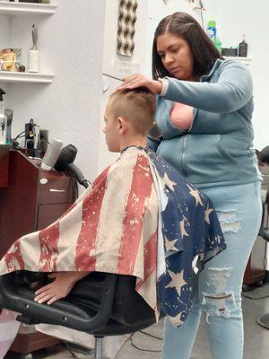 Cutting Edge Hair Salon