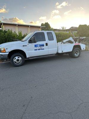 Mo’s Towing