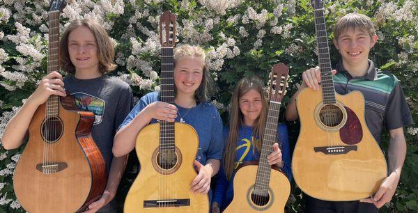 Childbloom Pmi Guitar School