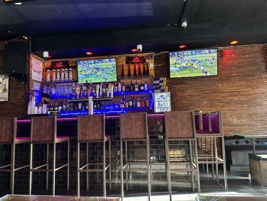 Pyramids Hookah & Bar