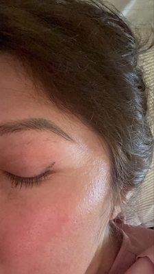 This is the eyeliner that's not correct. It looks worse when I'm looking at someone.