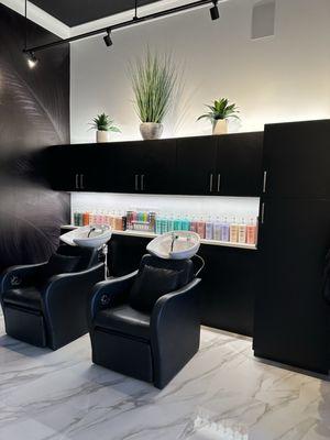 Avanti Salon