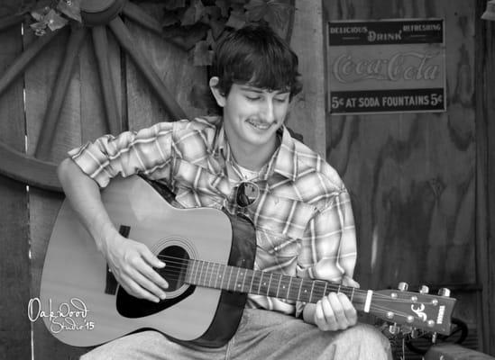 Oakwood Studio has many props and backgrounds for your senior pictures. Or we can go on location for many more!