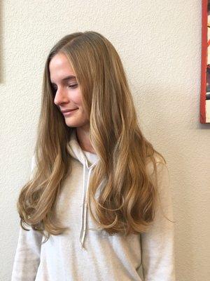 Beautifully, blended, subtle dimension with a fresh cut by Jamie!