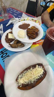 Pupuseria Mi Champita