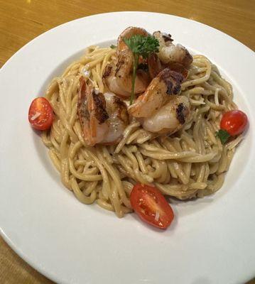 Garlic noodles the best in town