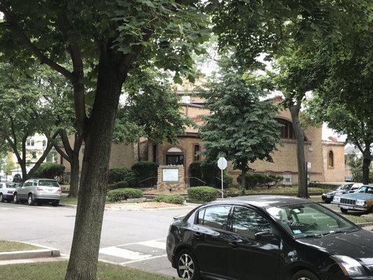 Ravenswood Baptist Church