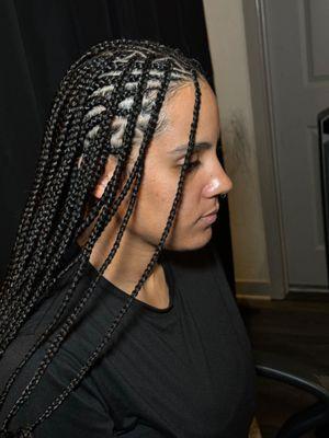 Reine *228* Hair Braiding LLC
