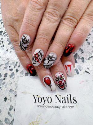Yoyo Nails