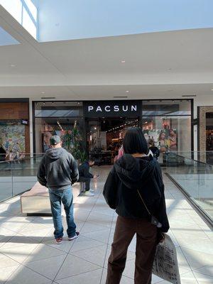 PacSun