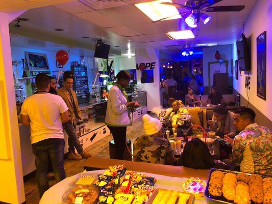 Action House Vape & Hookah