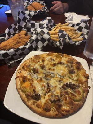 Hot Pepper Steak Pizza, chicken fingers and small fry