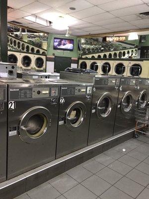 193 Laundrymat