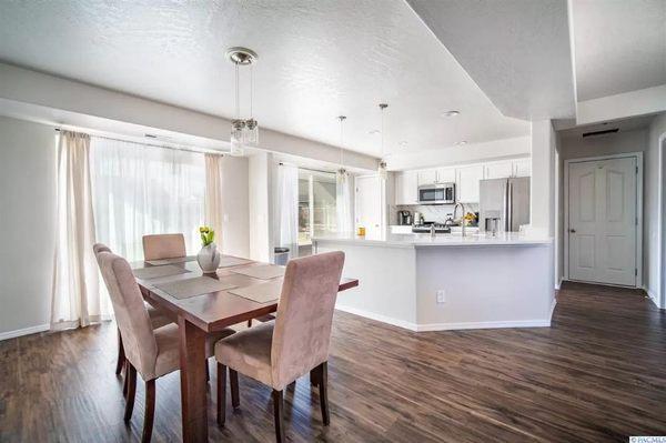 Stride Flooring